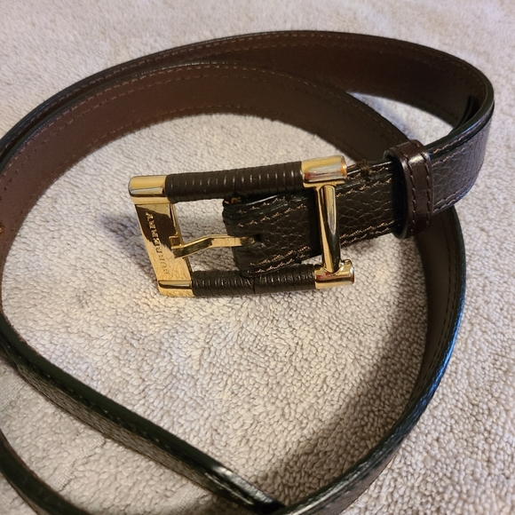 AUTHENTIC BURBERRY BELT - Picture 2 of 7